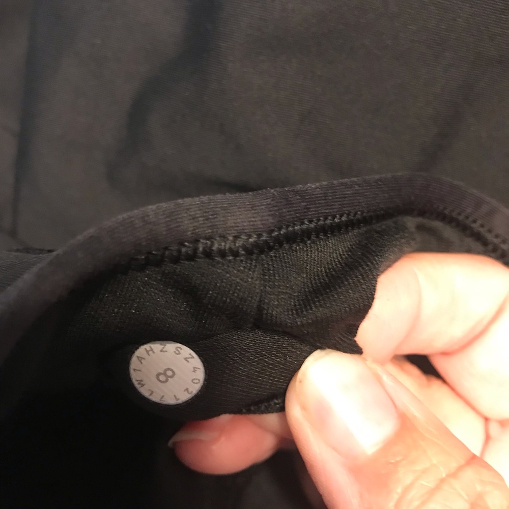 LULULEMON FINAL LAP TANK BLACK SZ 8 - Picture 3 of 10